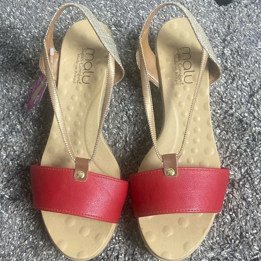 Malu Super Comfort Wedge Sandals sz 9 NWT Natural Massage Impact Absorbing